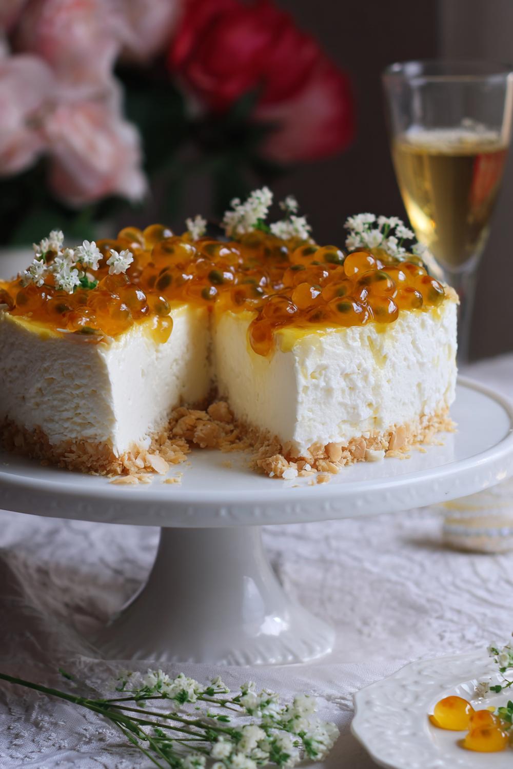 5. Cheesecake utan ugn 2026 med passionsfruktpärlor och kokosflingor