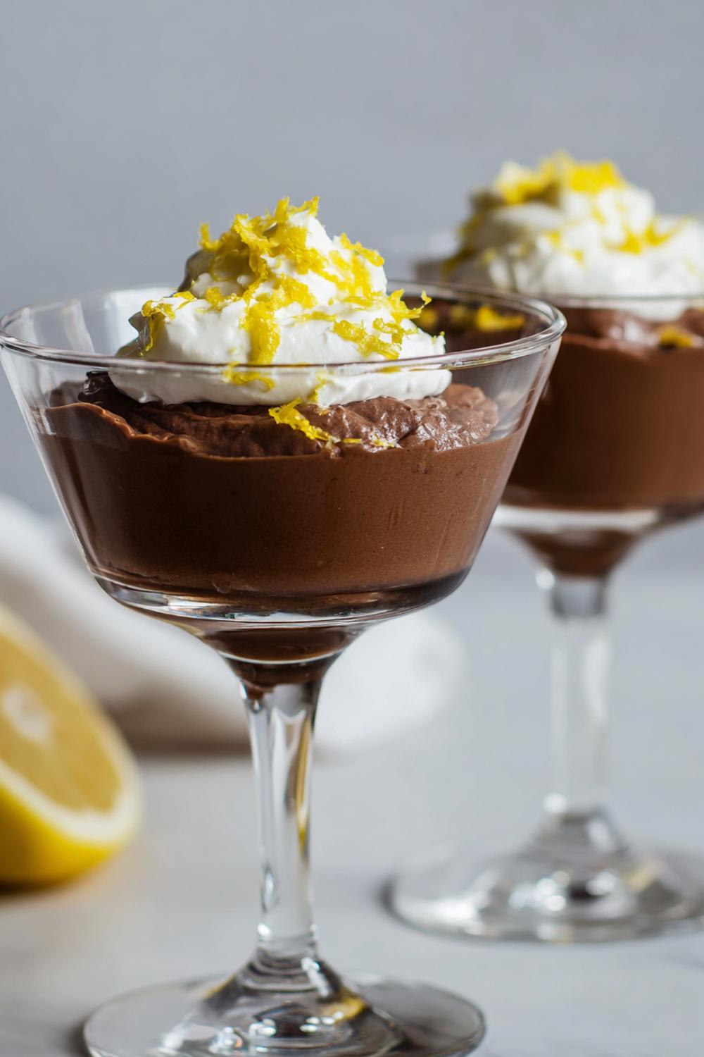 24. Chokladmousse recept 2026 med citronskal och yoghurtkräm
