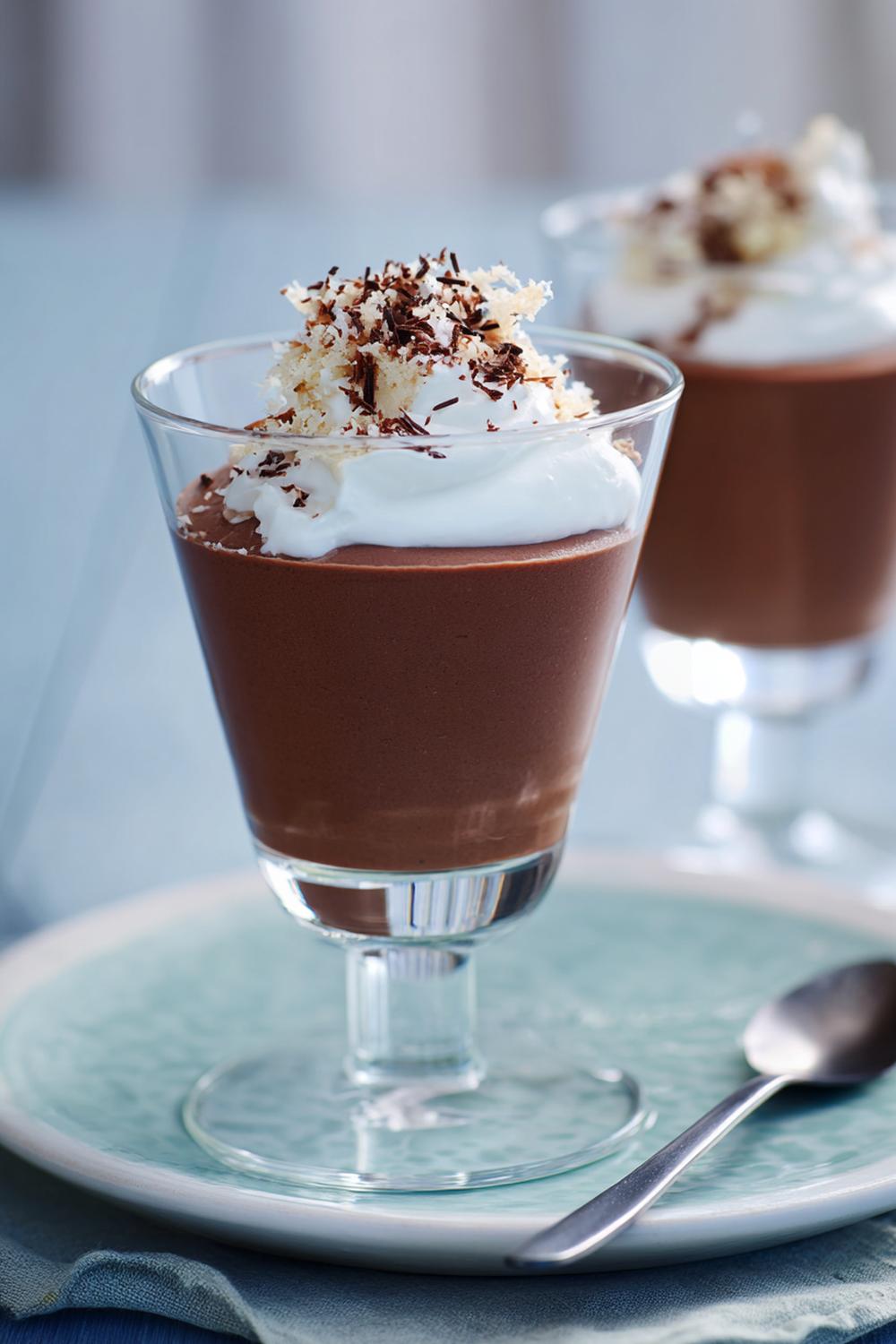 35. Chokladmousse recept 2026 med fryst chokladmousse och krispig topp
