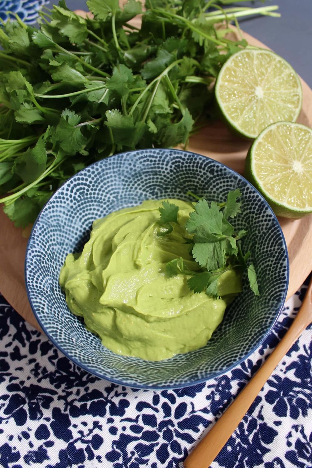 Blåmönstrad Keramik med Koriander