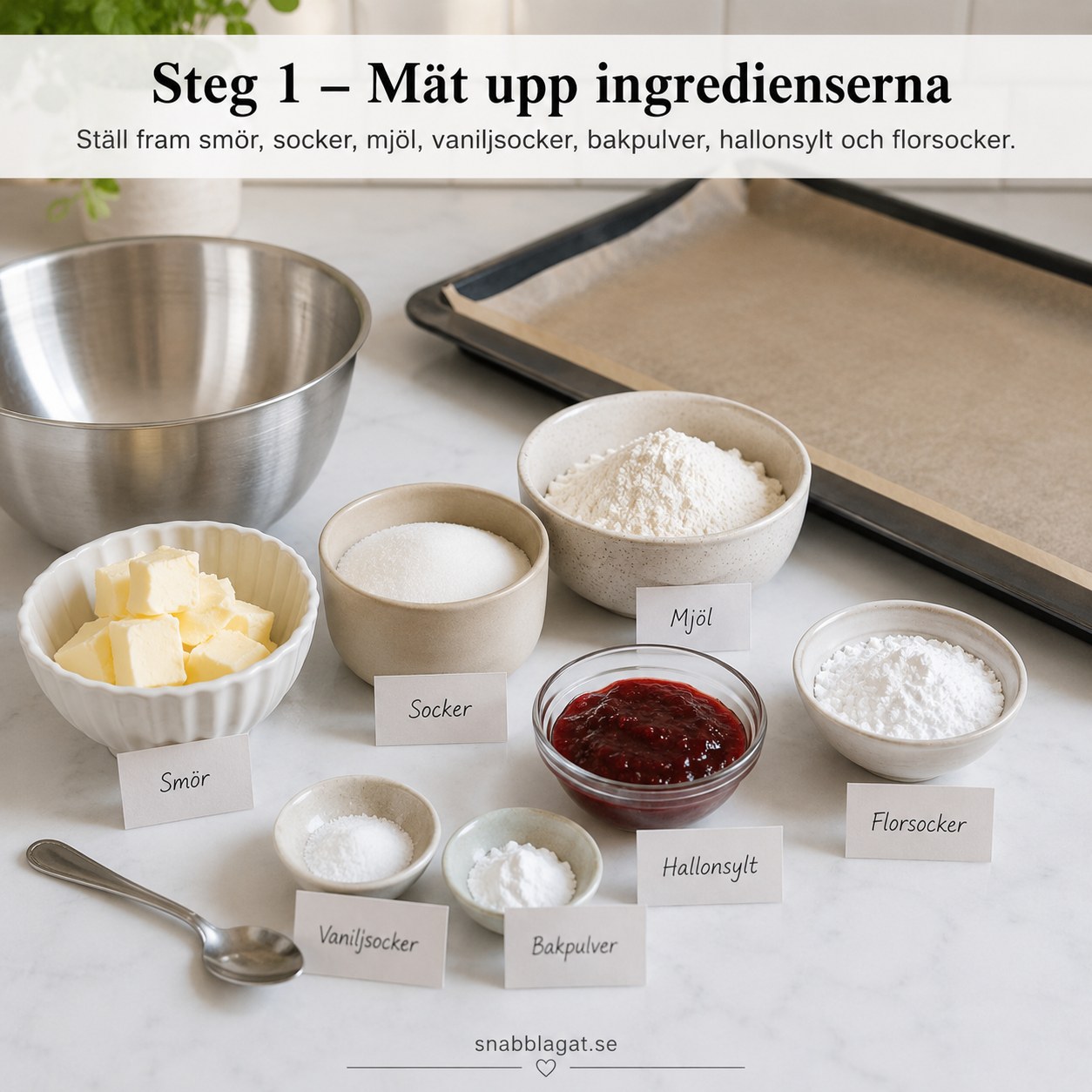 Ingredienser till hallongrottor med florsocker uppmätta i skålar på köksbänken