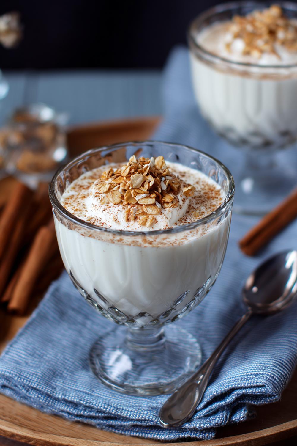 21. Pannacotta recept 2026 med havre och kanel som nordisk dessertskål